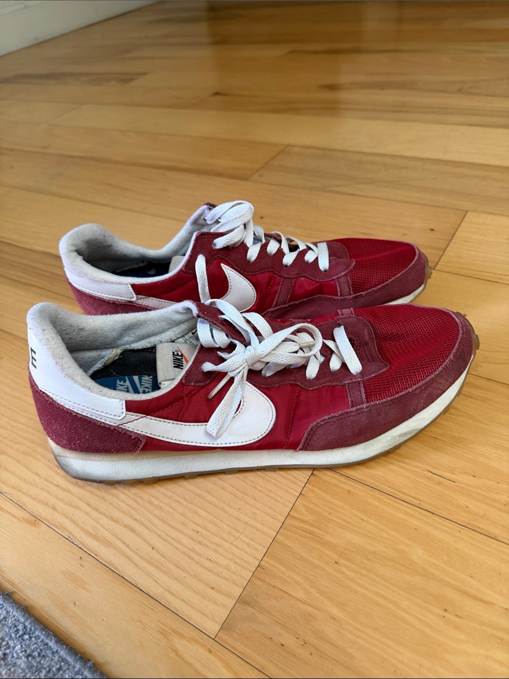 Nike Men’s Challenger OG Sneaker. Size 12!
